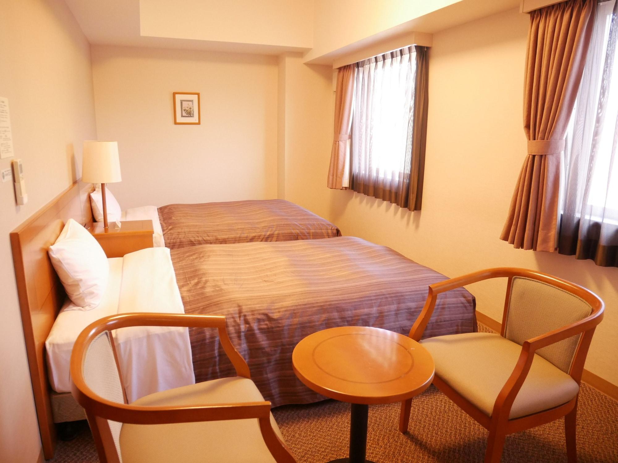 Hotel Route-Inn Fukaya Ekimae Kültér fotó