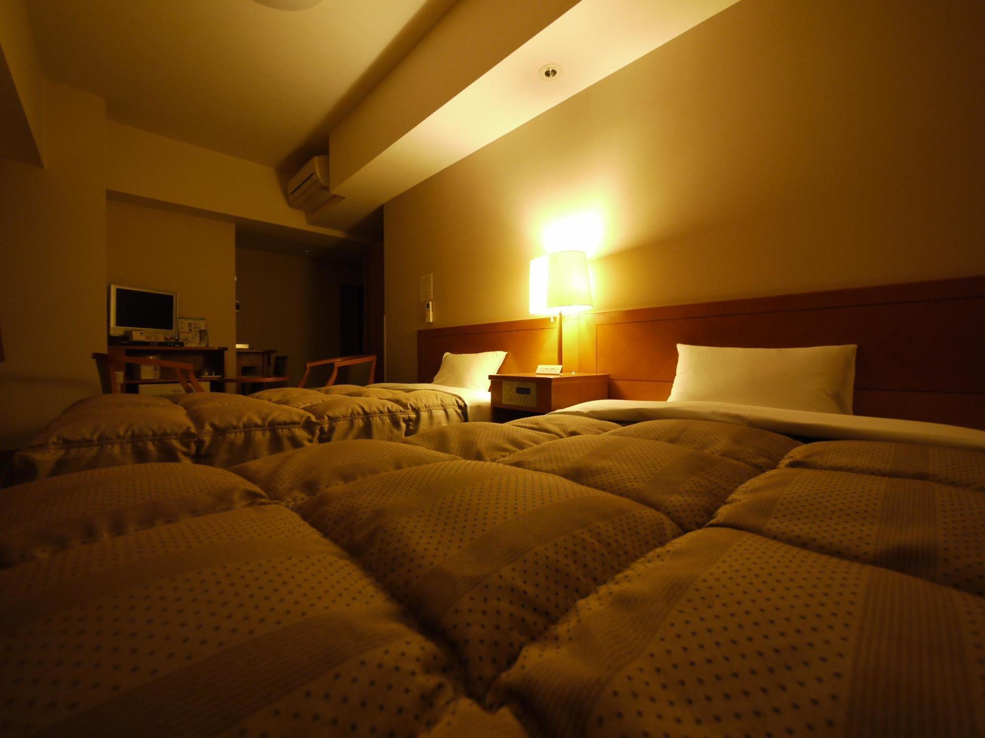 Hotel Route-Inn Fukaya Ekimae Kültér fotó